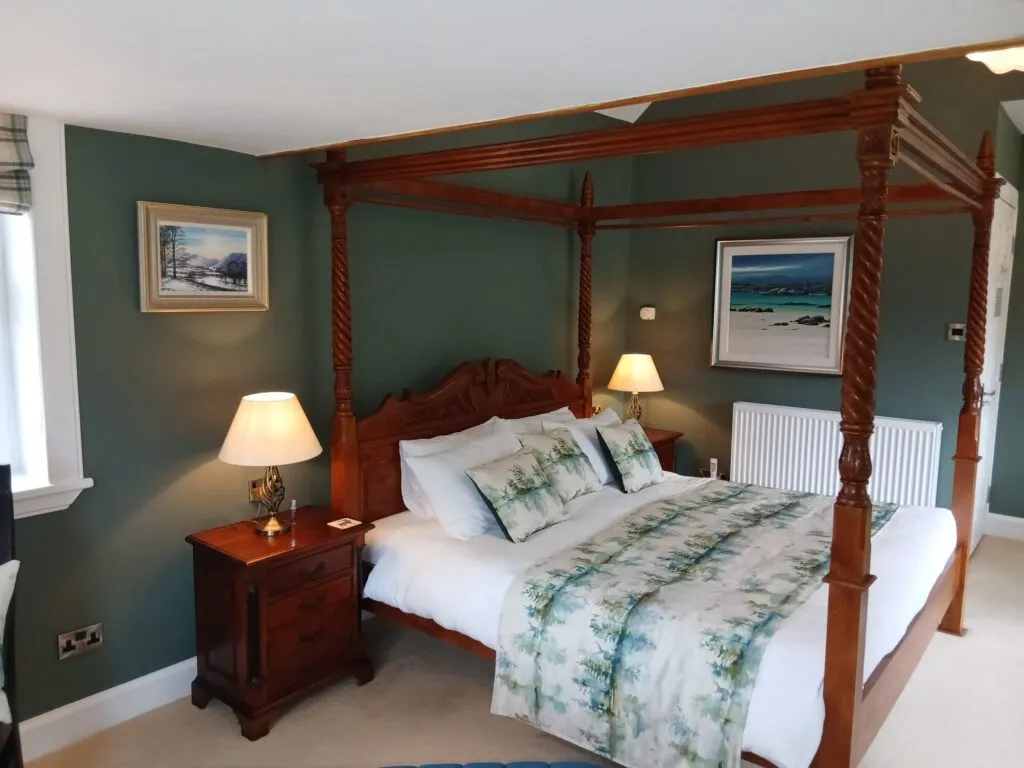 Castle Suite Four Poster Bed